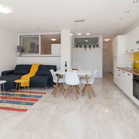 Apartment Arna Крк Экстерьер фото