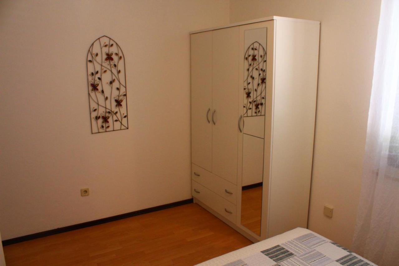 Apartment Arna Крк Экстерьер фото