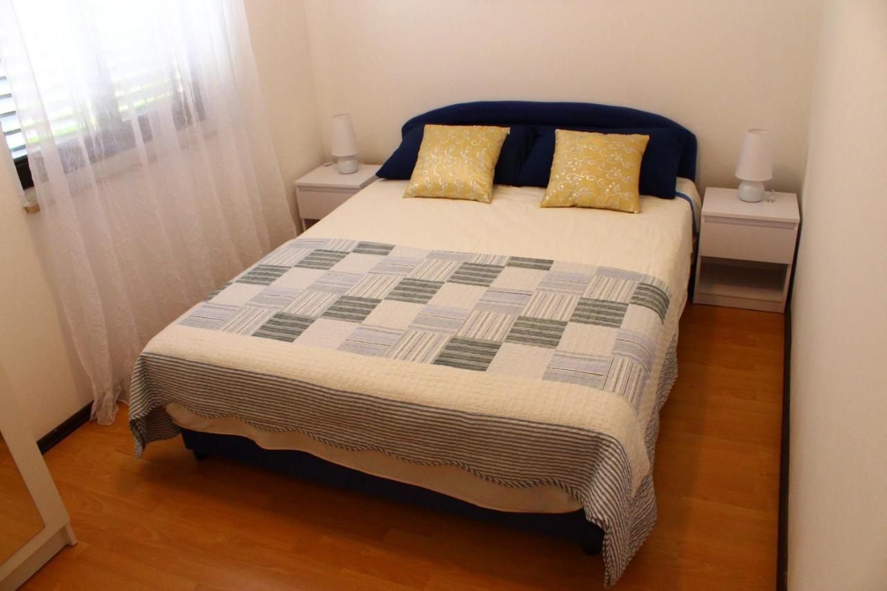 Apartment Arna Крк Экстерьер фото